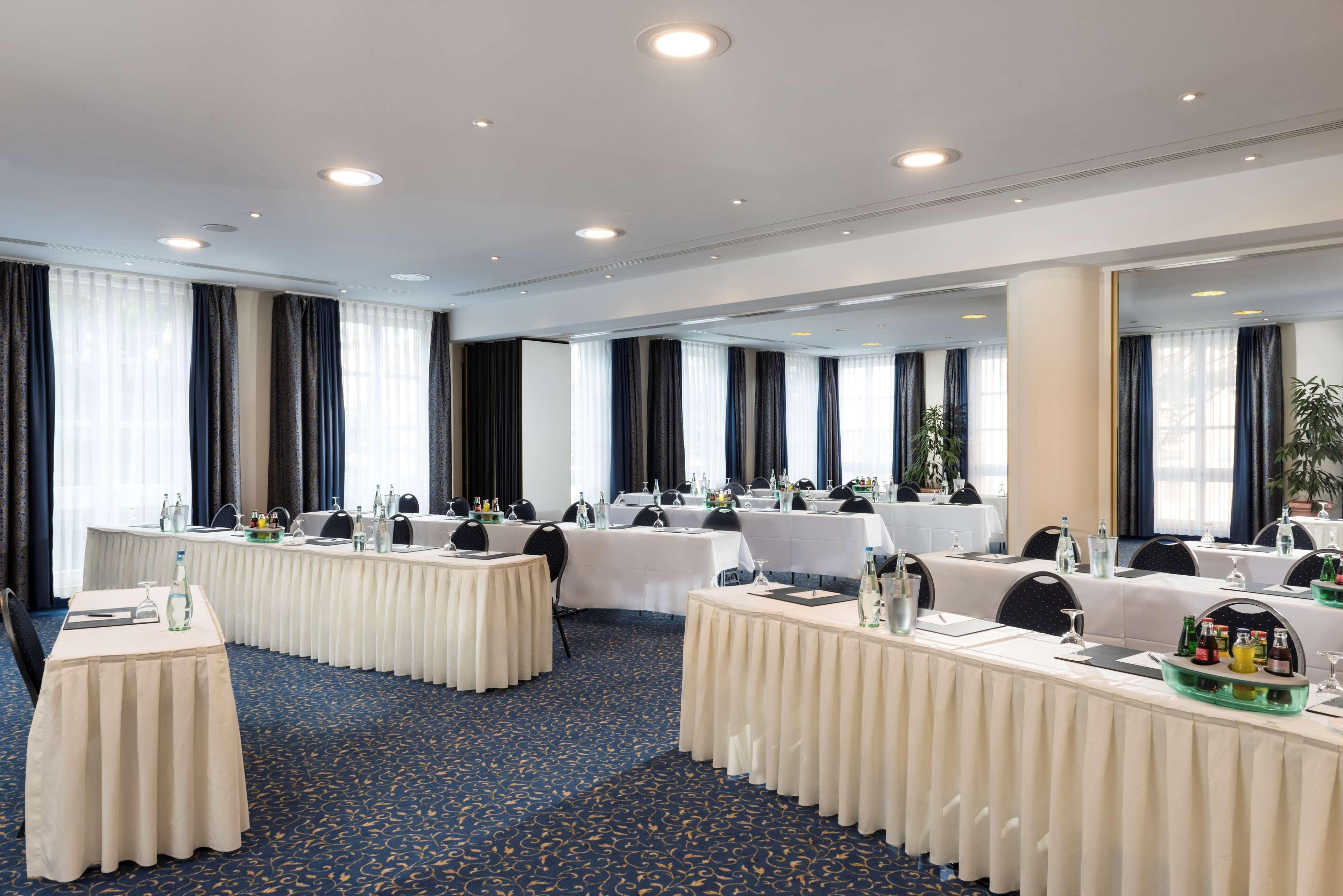 Radisson Blu Hotel Halle-Merseburg Business photo